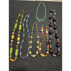Vintage a lot of beaded jewelry, Necklaces